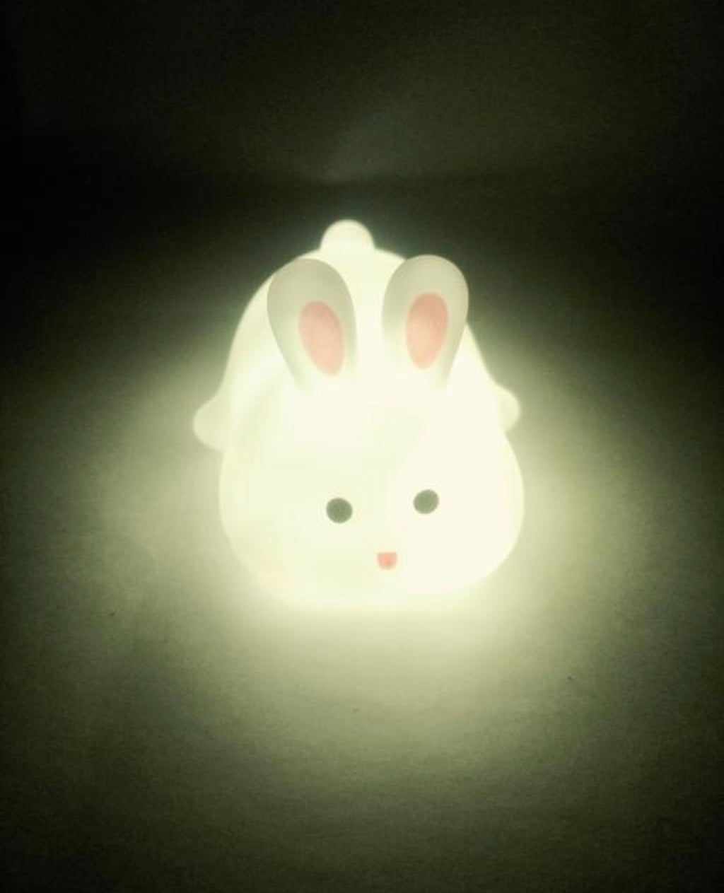 Cute Little Rabbit Silicone Night Lamp, Rechargeable Touch LED Bedside Light for Kids Bedroom, Romantic Decor, Baby Gift